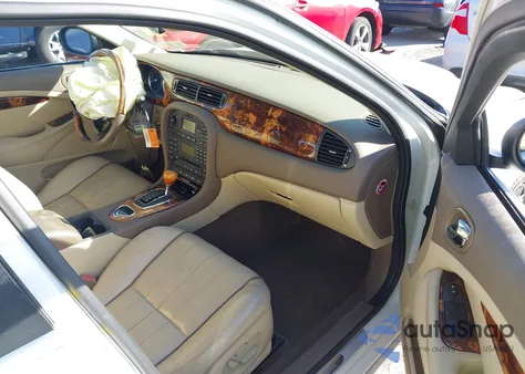 2008 Jaguar S-Type 3.0 V6 из США, поврежденный, VIN SAJWA01A38FN83124